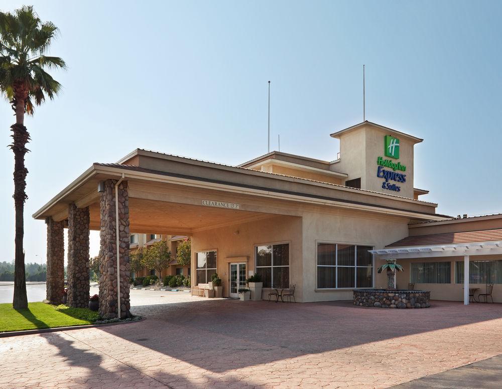 Holiday Inn Express Corning By Ihg Exterior foto