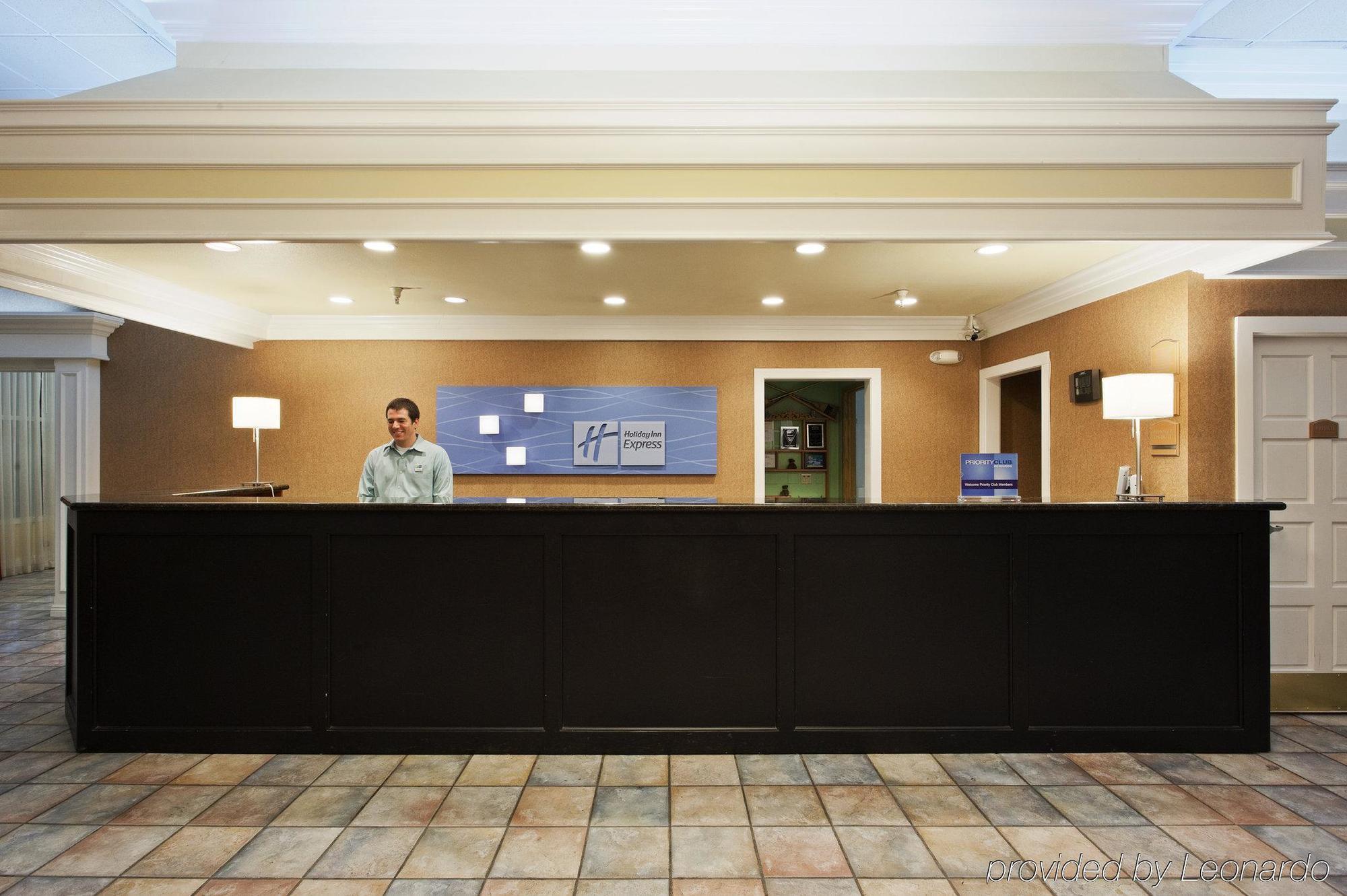Holiday Inn Express Corning By Ihg Interior foto